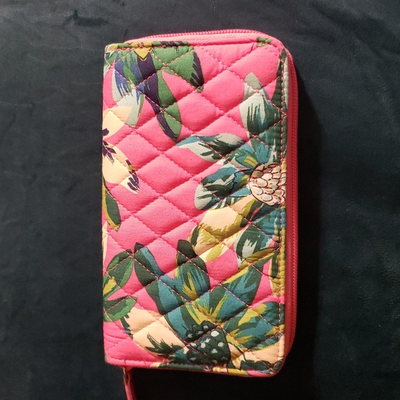 Vera Bradley Floral Quilted Women's Wallet - Pink and Green - Picture 2 of 5